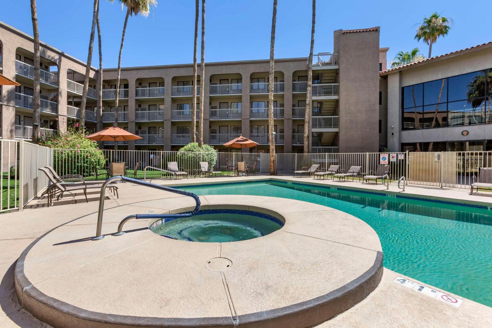 Best Western Plus Scottsdale Thunderbird Suites Exteriér fotografie