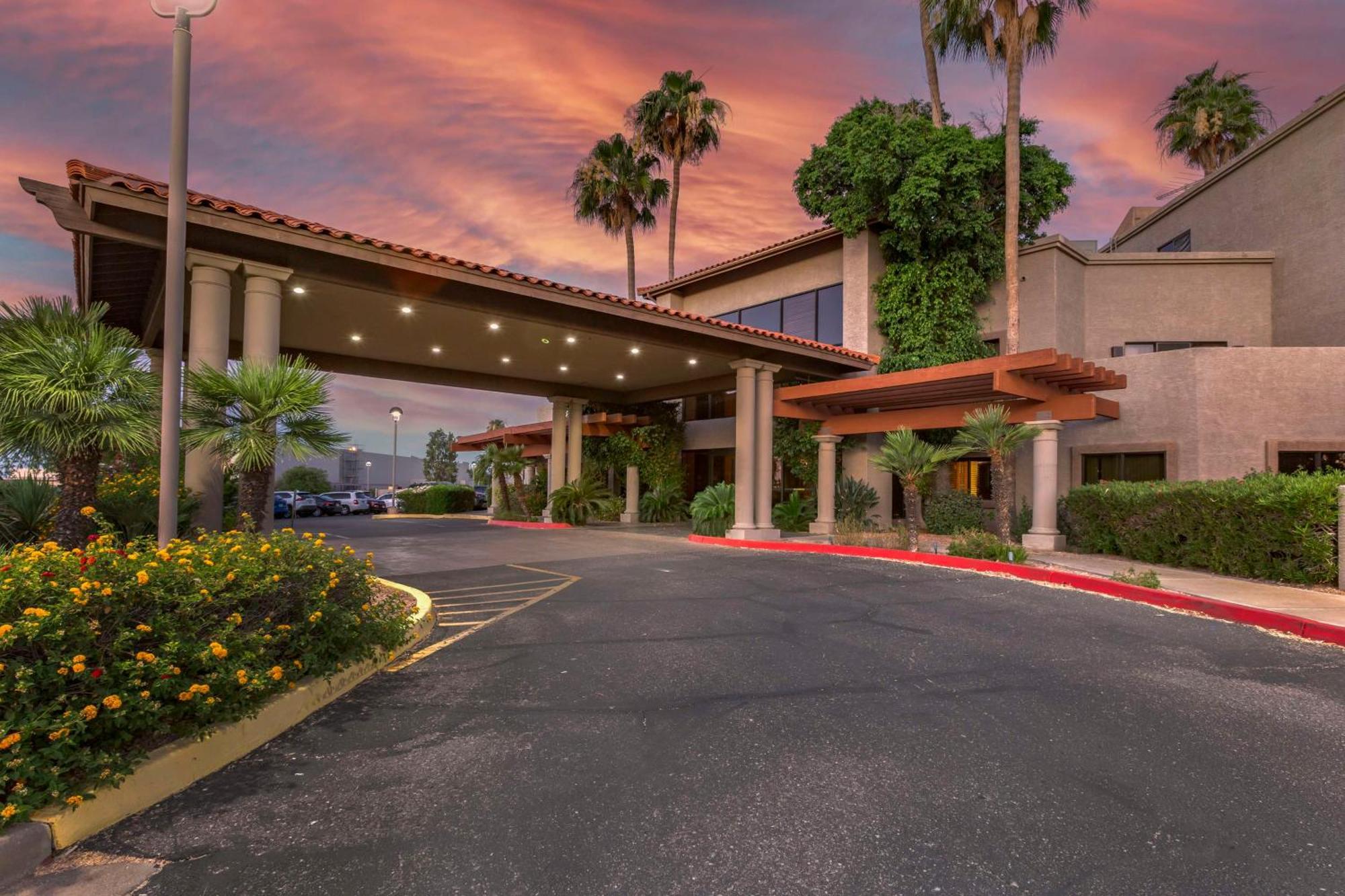 Best Western Plus Scottsdale Thunderbird Suites Exteriér fotografie