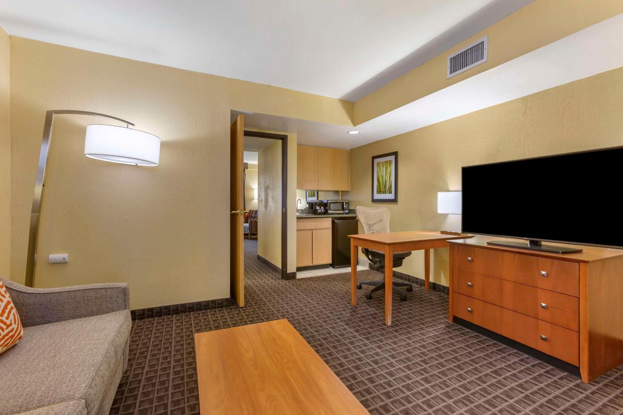 Best Western Plus Scottsdale Thunderbird Suites Exteriér fotografie