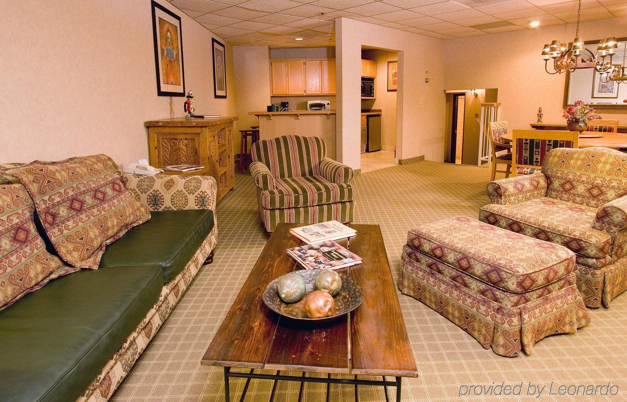 Best Western Plus Scottsdale Thunderbird Suites Interiér fotografie