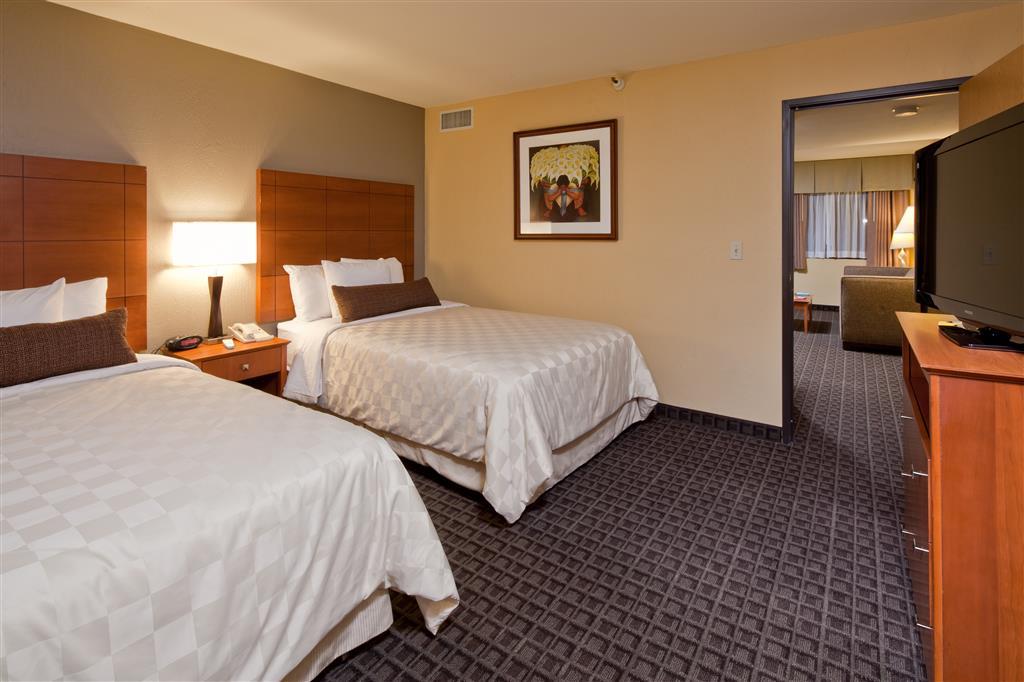 Best Western Plus Scottsdale Thunderbird Suites Pokoj fotografie
